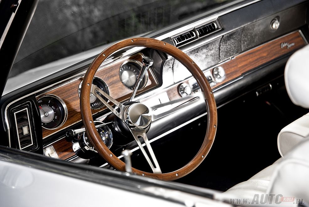 Oldsmobile Cutlass
