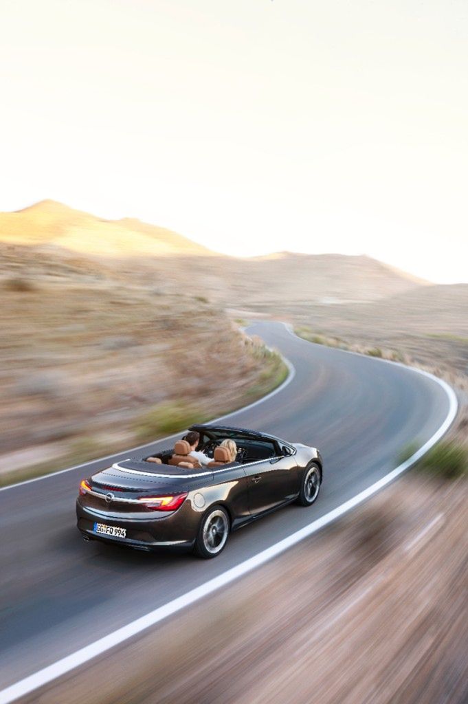 Opel Cascada (5)