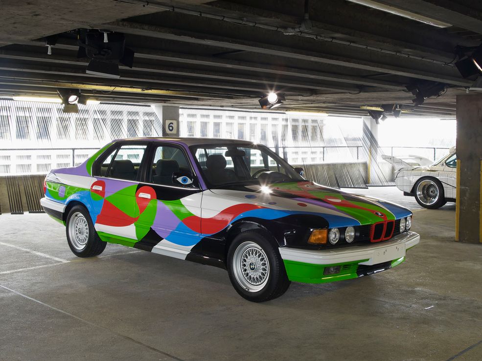 Samochód: BMW 730i
Rocznik: 1990
Autor: Cesar Manrique