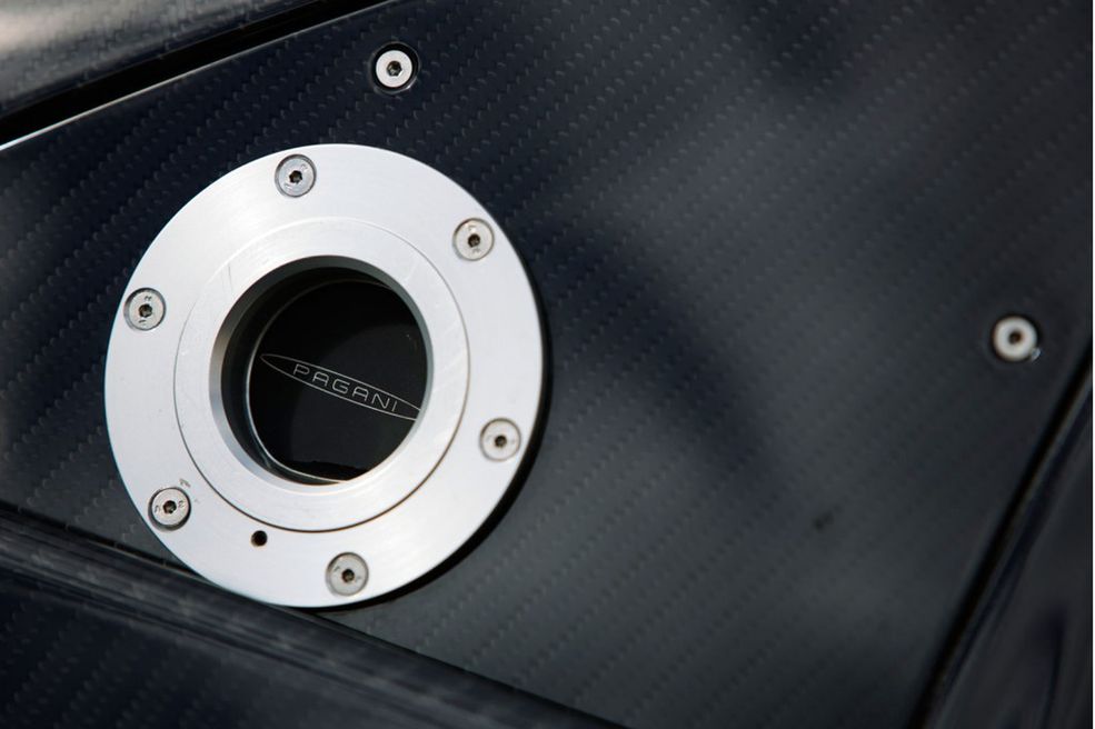 Pagani Zonda Revolucion (17)
