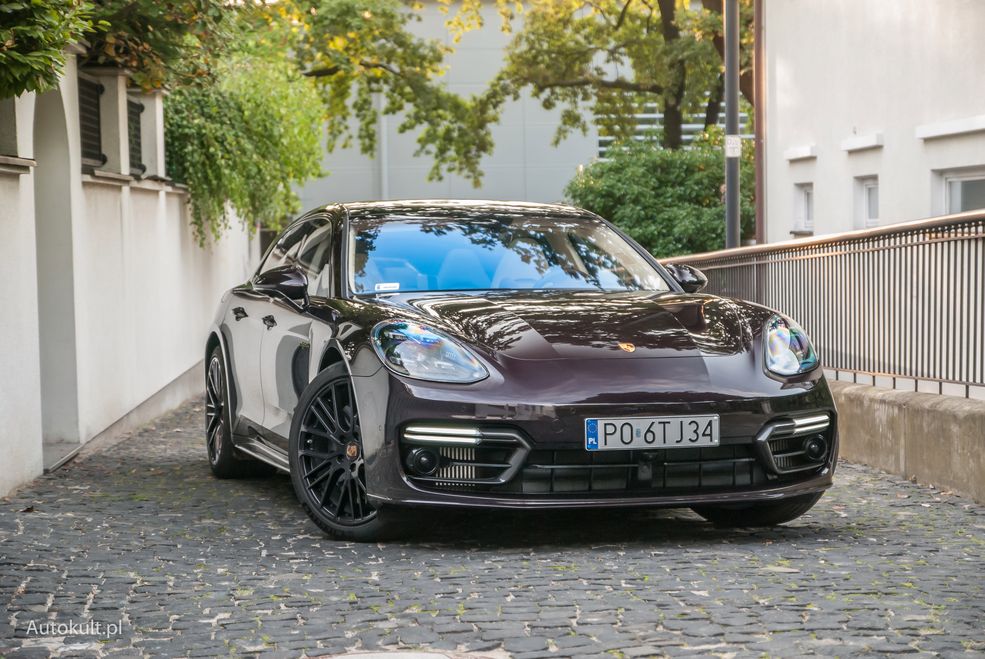 Test: Porsche Panamera Turbo S E-Hybrid - Absurd! | Autokult.pl