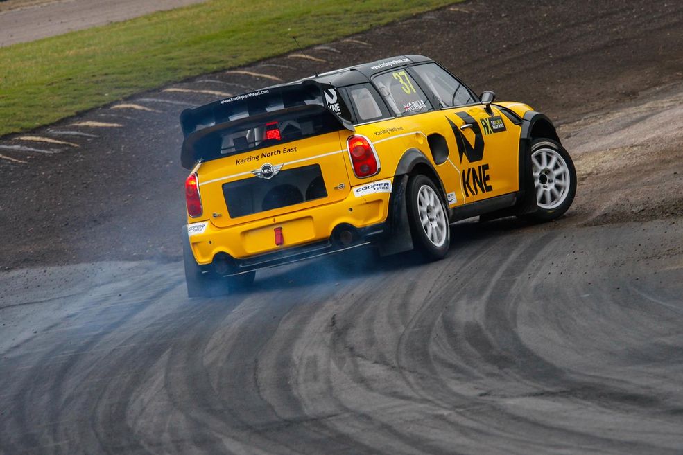 Jest nawet MINI Countryman...
