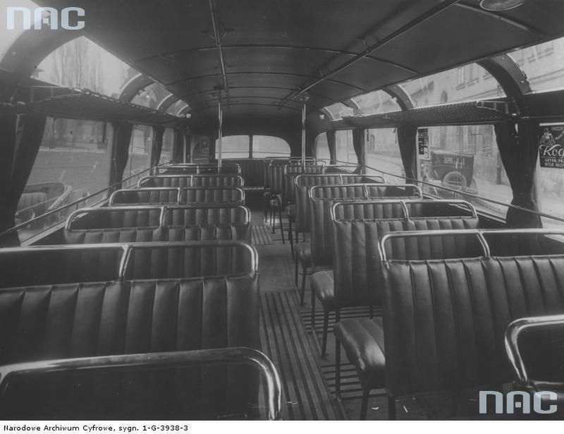 1937.03
Wnętrze autobusu Leyland kursującego na linii Kraków-Katowice