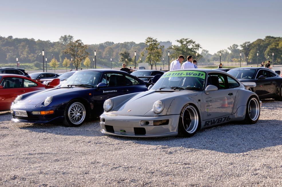 Więcej o RWB możesz dowiedzieć się z mojego artykułu:
Szeroko, nisko, surowo - Akira Nakai-San i RAUH-Welt Begriff
