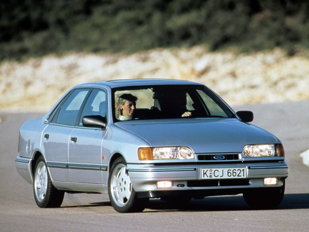 ...oraz Forda Scorpio.