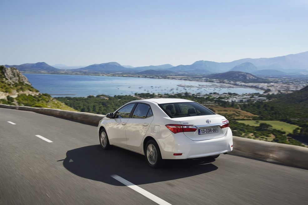 Toyota-Corolla-15