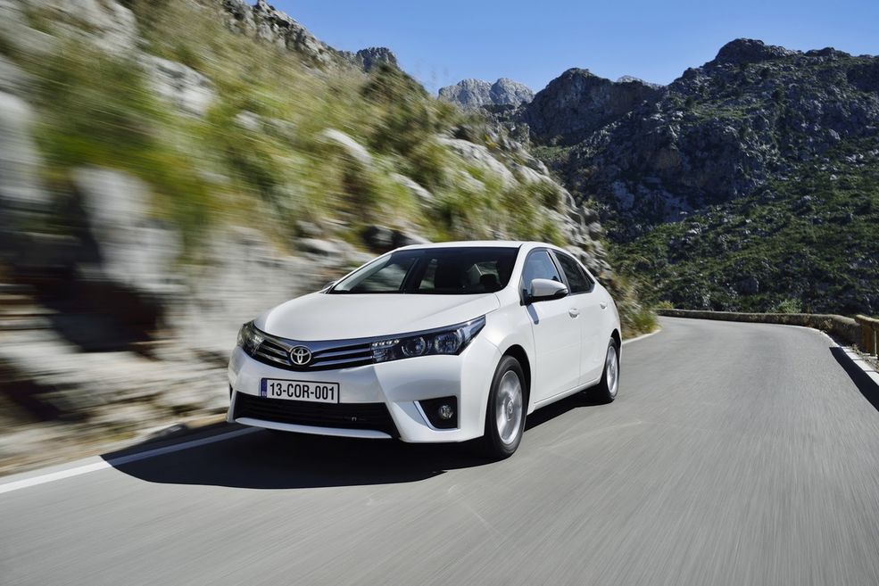 Toyota-Corolla-18