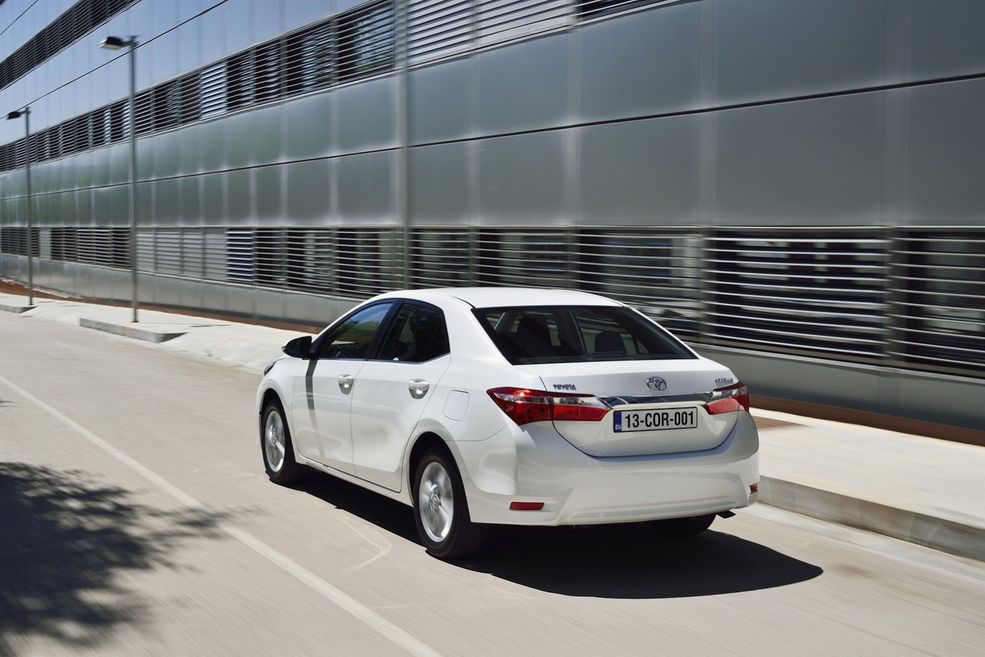Toyota-Corolla-3