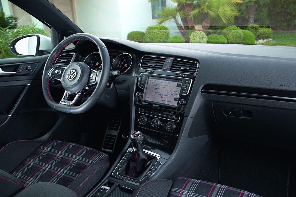 Volkswagen Golf VII GTI