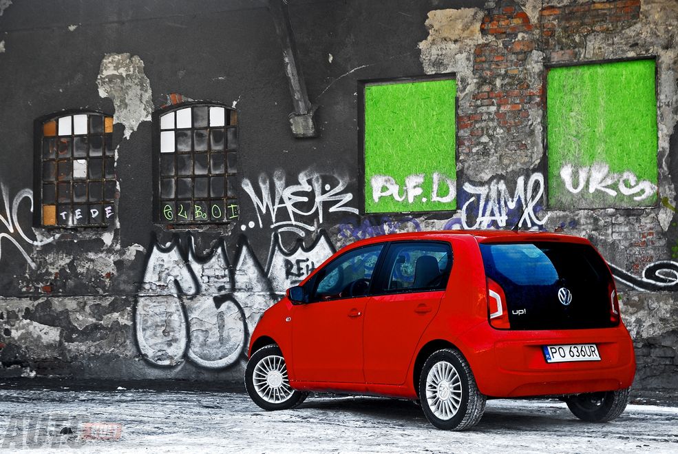 Volkswagen up! 5D (6)