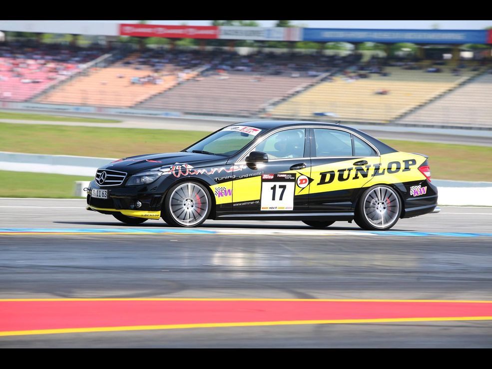 Wimmer C 63 AMG Dunlop-Performance fot.1 Wimmer C 63 AMG Dunlop-Performance