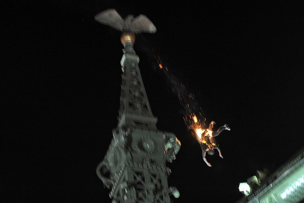 Fot. Peter Lakatos / MTI / 1st Prize Spot News Single 1st Prize Spot News Singles
PeÌter Lakatos, Hungary, MTI
Suicide jump, Budapest, Hungary, 22 May