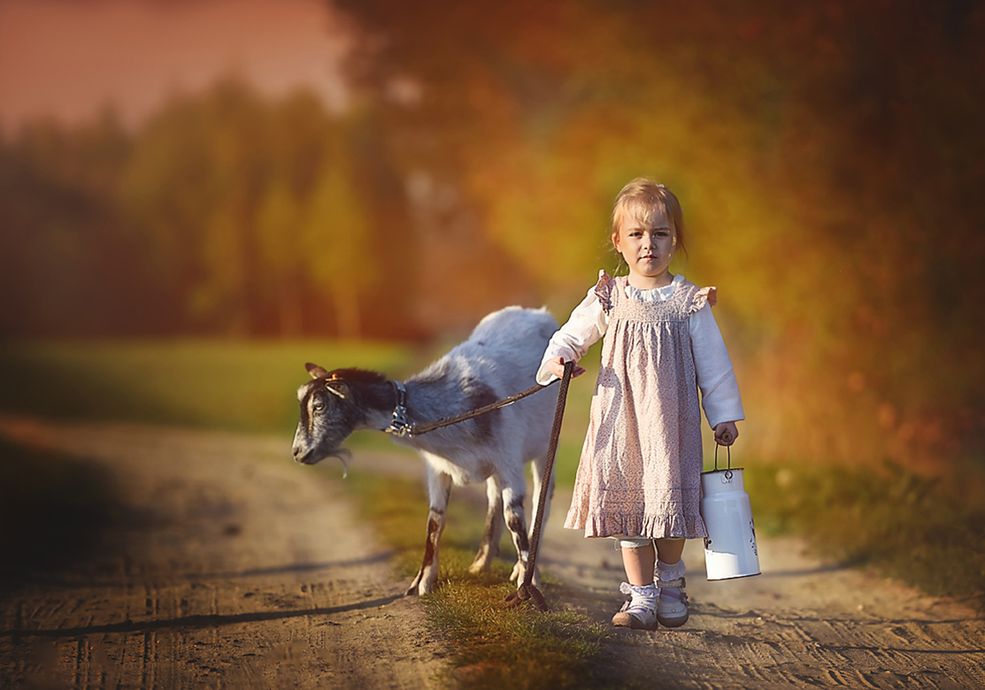 Z biegiem czasu Anna zaczęła inwestować w kształcenie z zakresu fotografii dziecięcej, ponieważ właśnie ta dziedzina była najbliższa jej sercu. Zaczęła brać udział w konkursach fotograficznych. Kolejne wyróżnienia dodały jej pewności, a fotografia z pasji stała się sposobem na życie.