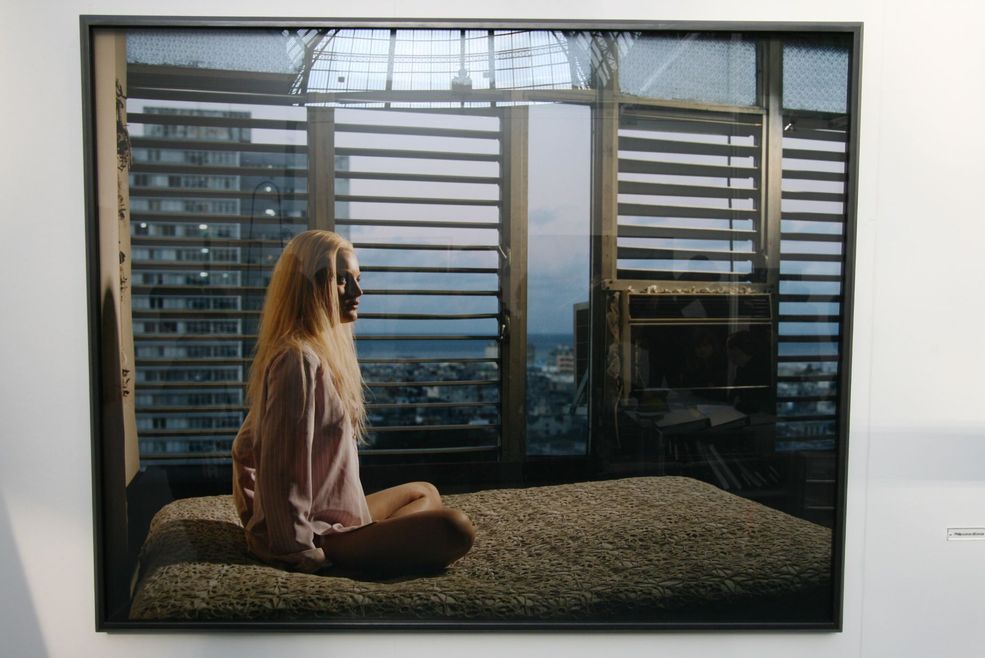 8 Fotograf jest reprezentowany przez David Zwirner Gallery.