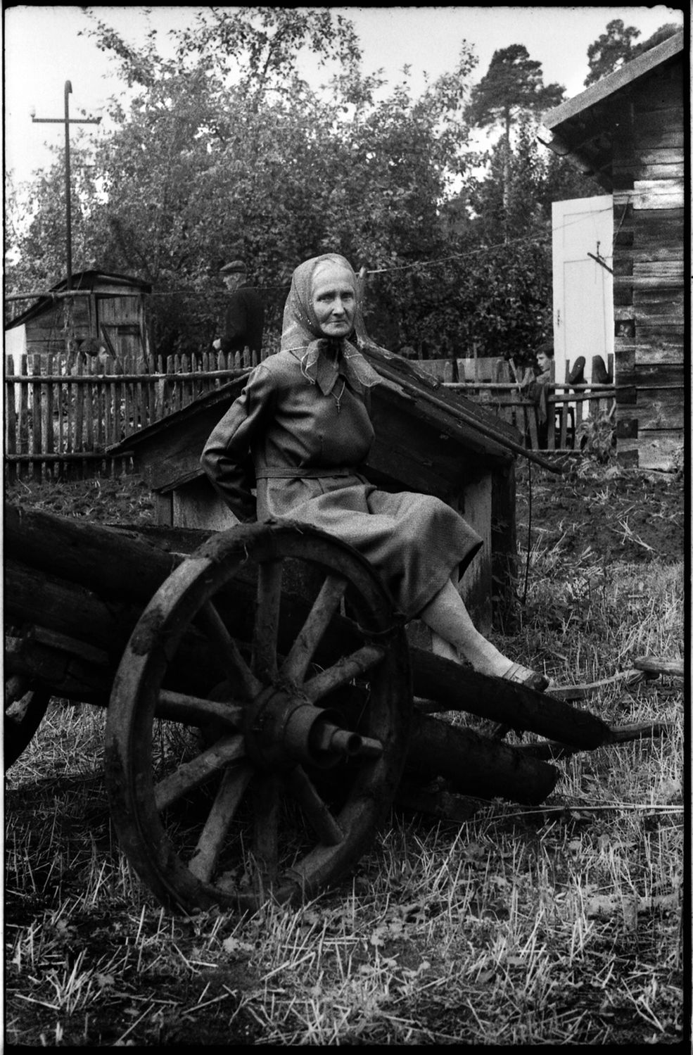 Białoruś - Mińsk, sierpień 1991 r. Białoruś odzyskuje niepodległość. Na zdjęciu polska kobieta ze wsi Przewalka. / Fot. Rafał Witczak