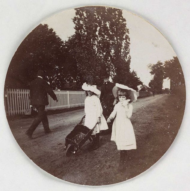 13 © National Media Museum