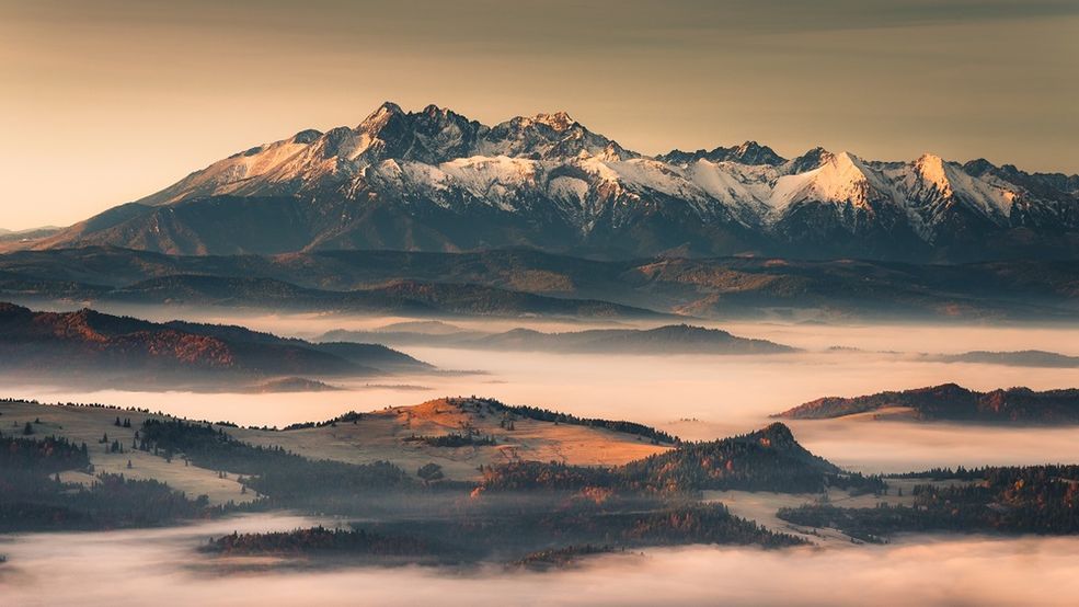 Do czego dążysz w swojej fotografii?
Pragnę pokazywać widoki ze swojego punktu widzenia, nawet jeśli to miejsce było fotografowane przez innych setki razy – nikt nie patrzy w taki sam sposób jak ja. W swoją pracę wkładam całe serce i daję z siebie 100%, by dotrzeć do odbiorców.