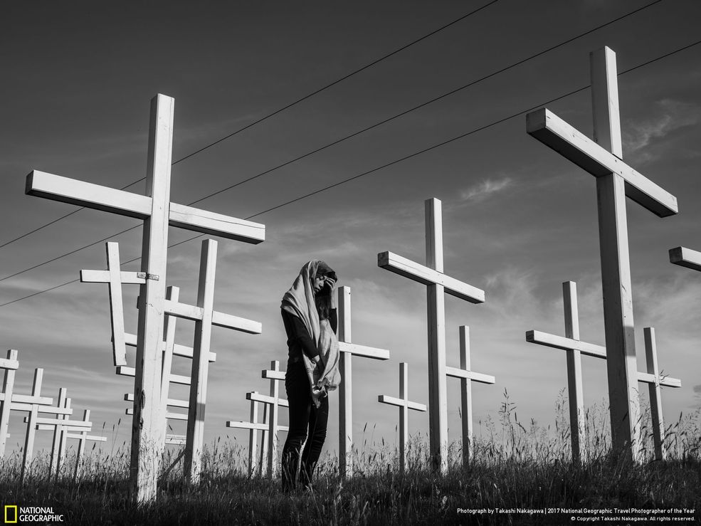 Każdy ze zwycięzców kategorii otrzyma nagrody pieniężne. Odpowiednio będą to kwoty: 2500 dolarów, 750 dolarów i książka National Geographic oraz 500 dolarów za trzecie miejsce. Póki co nie wiemy czy będą wyłaniane nagrody specjalne i jakie one będą.