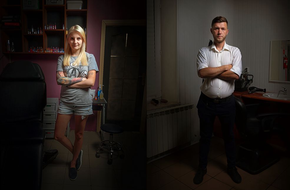 Urodził się i wychował się w Warszawie. Pierwszy aparat dostał od rodziców w wieku 8 lat i już wtedy wiedział, że fotografia to jest coś, co chce robić. Jednak w latach 90., kiedy nastała era komputerów, wkrótce również internetu, młodzieńcza głowa nabita była czymś zgoła innym i fotografia poszła w odstawkę. Jednak nie na długo. Do powrotu do pasji zachęcił go brat, dając mu w prezencie zabytkowego Zenita Fotosnipera w jubileuszowym wydaniu z Letnich Igrzysk Olimpijskich z 1980 roku w Moskwie.