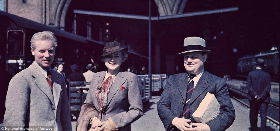 W 1937 roku Berlin był już pod władaniem Adolfa Hitlera i NSDAP. Trzecia Rzesza była u szczytu potęgi. Naziści nie spodziewali się, że 8 lat później ich chwała zgaśnie, a cała ideologia zatraci się w cieniu, okupiona cierpieniem milionów ludzi, a na zgliszczach powojennego Berlina pojawią się siły Aliantów oraz Sowietów. Jednak zdjęcia te powstały zanim do tego doszło, a Hiler cieszył się niezwykłą popularnością. Doszło do tego po tym, jak przejął on władzę po upadku Republiki Weimarskiej w 1933 roku, po problemach związanych z Wielkim Kryzysem i kłopotami gospodarczymi kraju.