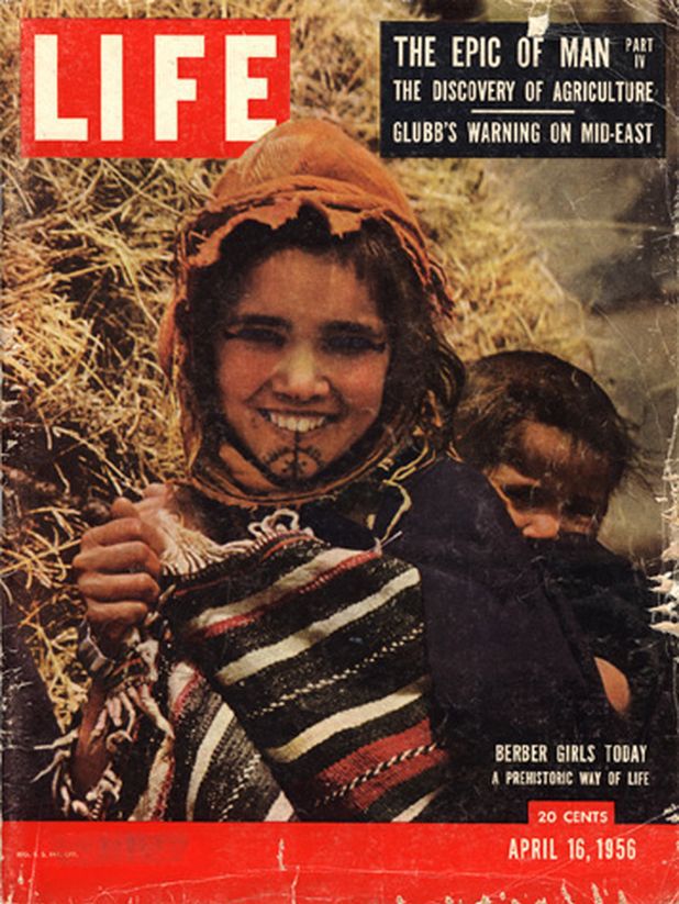 7 Szczególnym zainteresowaniem darzył Bliski Wschód, gdzie pracował przez 10 lat. Podsumowaniem jego podróży były albumy "Photo nomad" i "The world od Allah".