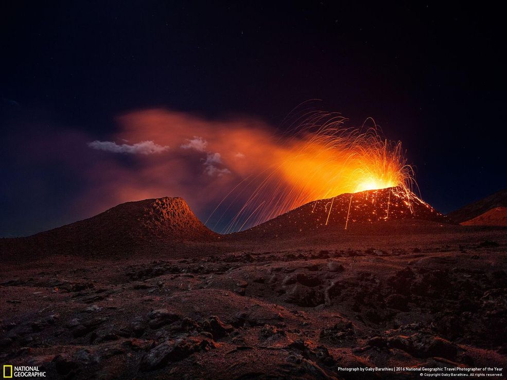 Konkurs National Geographic Travel Photographer of the Year 2016 jest najbardziej prestiżowym współzawodnictwem dotyczącym fotografii podróżniczej na świecie. Co roku zrzesza wielu zaawansowanych twórców, który chcą się podzielić ze światem niesamowitymi rzeczami, które przyszło im oglądać i uwiecznić.