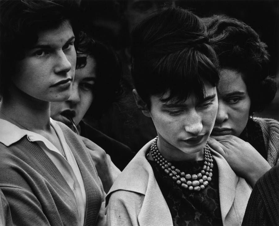 W 1965 roku Dave Heath wydal książkę „A Dialogue With Solitude”, która była jego największym dziełem. W środku pojawiło się kilka zdjęć z projektu „Washington Square”, który jest uważany za jedną z najlepszych dokumentacji kultury bitników i uznany za szczery, pokazujący alienację członków ruchu.