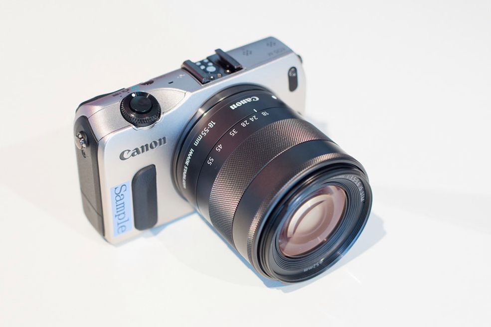 4 Canon EOS M © KB