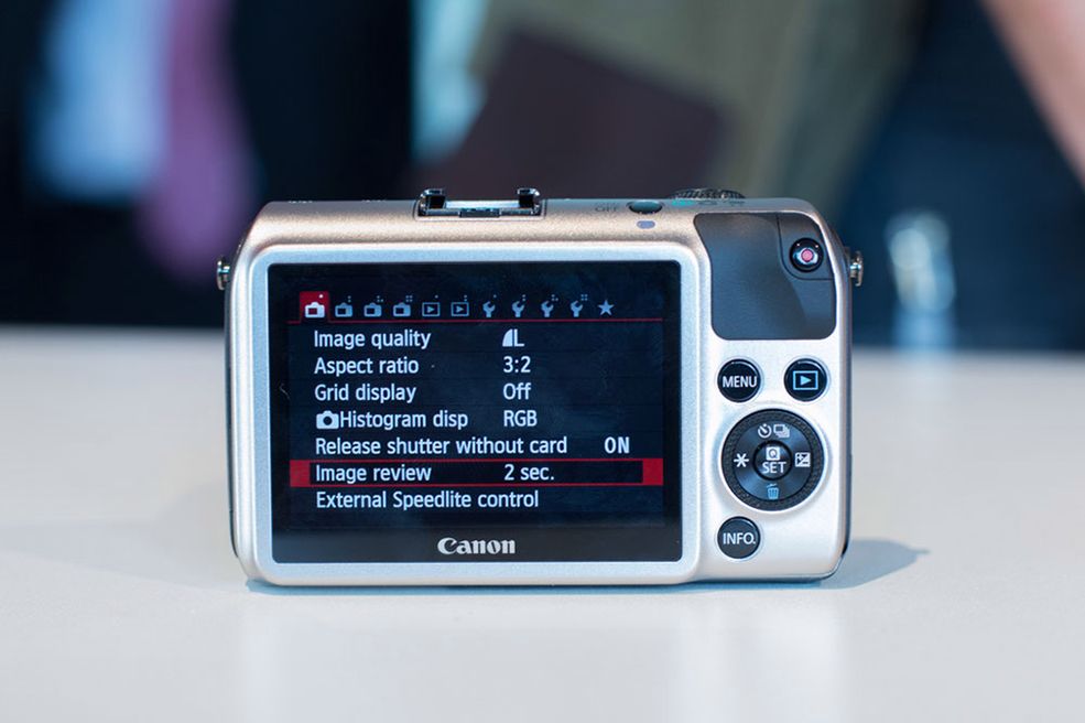 5 Canon EOS M © KB