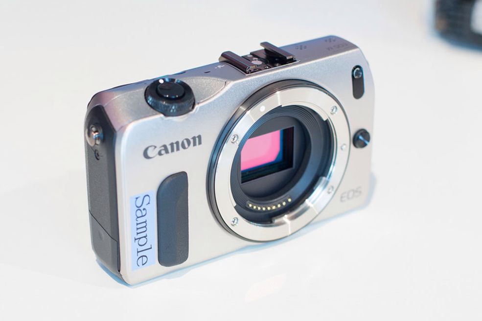 7 Canon EOS M © KB