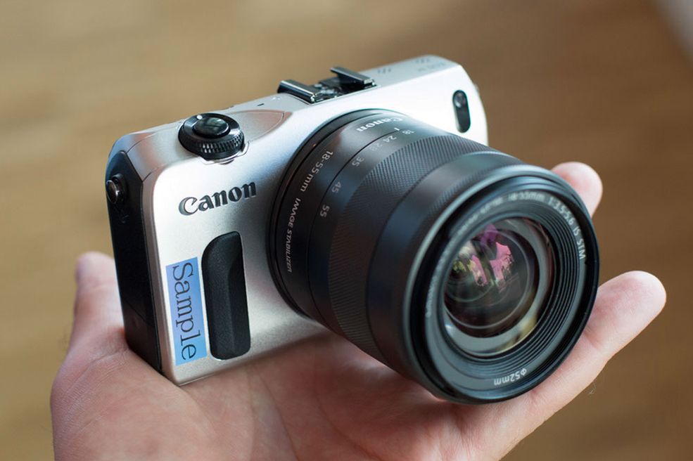 8 Canon EOS M © KB