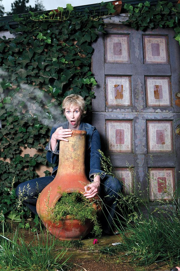 Jane Lynch.