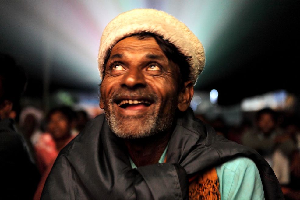 PHOTOJOURNALISM & DOCUMENTARY / Arts and Culture / 1. miejsce © Amit Madheshiya _ courtesy Sony World Photography Awards 2011