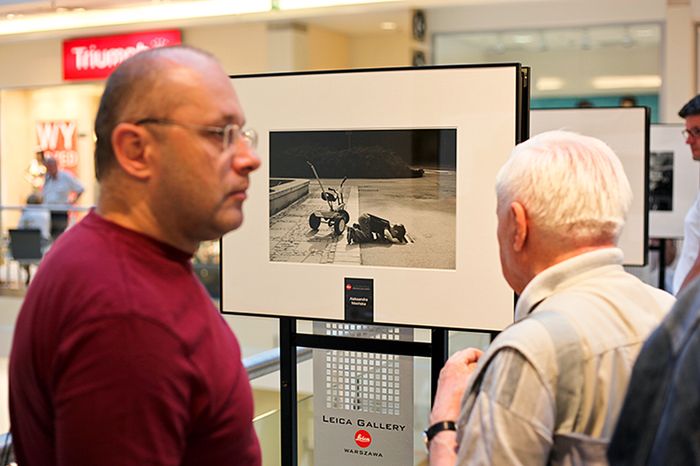 05 Leica Gallery - wernisaż wystawy konkursu "Moment jest tylko jeden" fot. Jacek Siwko