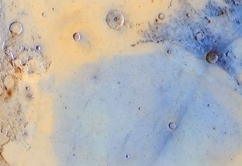 - Społeczność amatorskich astrofotografów zaskoczyła nas doskonałymi technicznie, zabawnymi, pomysłowymi i zdumiewająco pięknymi obrazami, które znajdują się na przecięciu sztuki i nauki. Ich hipnotyzujące, często zadziwiające fotografie, pokazują nam wyjątkową złożoność przestrzeni i określają nasze miejsce we wszechświecie. Nasi młodzi zwycięzcy konkuruja z wytrawnymi fotografami pod względem umiejętności, wyobraźni i wyczucia estetyki - mówi Dr Melanie Vandenbrouck.