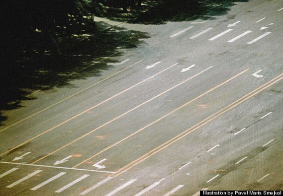1 Czeski fotograf Pavel Maria Smejkal z historycznych zdjęć usunął ludzi. Żart? Prowokujący eksperyment na pamięci? Przekonajcie się, zapraszam do oglądania.
1989 Pekin. © Pavel Maria Smejkal
ORYGINAŁ