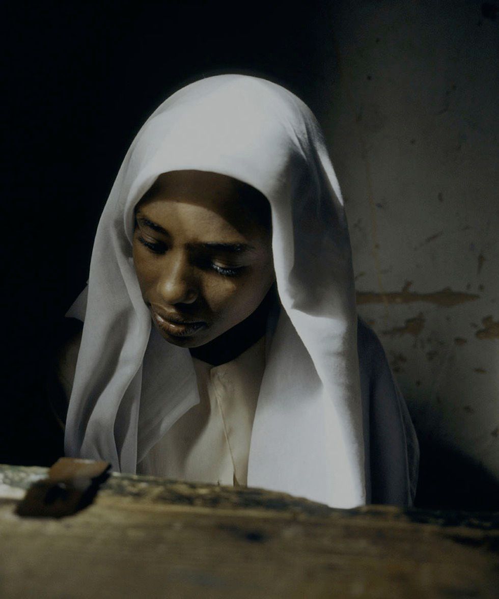 8 Ale jest też Jacek Poremba podróżnik. Szczególnym miejscem na Ziemi jest dla niego Sudan. To tam powstał ten przypominający Vermeera portret zamyślonej dziewczyny.
Fot. Jacek Poremba