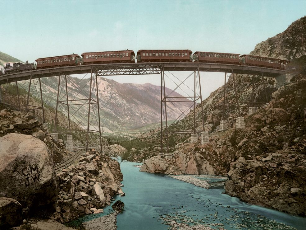 Na zdjęciu Kanion Clear Creek w Kolorado.
