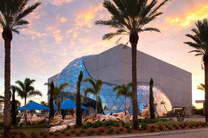 Salvador Dali museum 03
