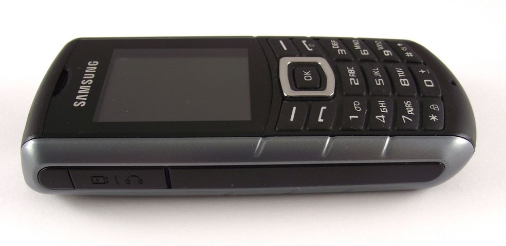 Samsung Solid E2370