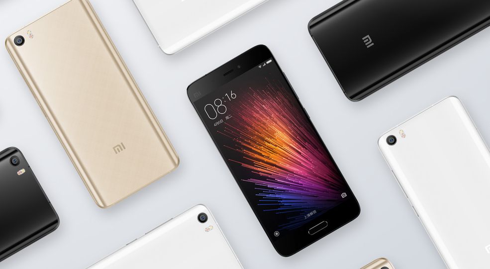 Xiaomi Mi 5 wkrótce doczeka się następcy, który - wzorem Mi 5s i Mi 5s Plus - ma być dostępny także w większej wersji z podwójnym aparatem