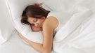 Naukowcy obliczyli, ile godzin dziennie powinniśmy spać. Sprawdź wyniki (WIDEO)