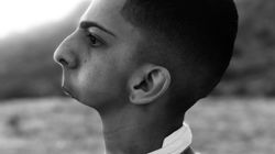 Urodził się bez żuchwy. Robi karierę na rynku muzycznym