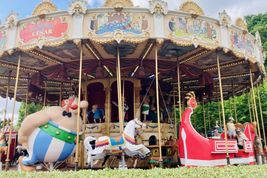 Parc Astérix – przewodnik po galijskim parku rozrywki niedaleko Paryża