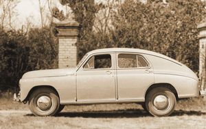 Budowa Fabryka Samochodów Osobowych ruszyła w 1948 roku. Seryjna produkcja Warszawy M20, pierwszego seryjnego samochodu FSO, rozpoczęła się: