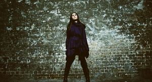 Cover którego utworu Nicka Cave'a nagrała PJ Harvey do serialu "Peaky Blinders"?