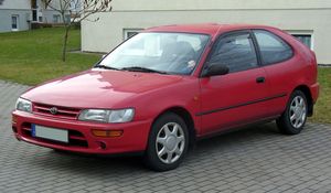 Toyota Corolla widoczna na zdjęciu to generacja: 