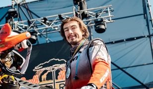 Konrad Dąbrowski w top 5 Rajdu Safari