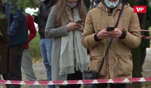 Koronawirus w Polsce. Kolejki przed punktami pobrań. "Jesteśmy na granicy" Koronawirus w Polsce. Kolejki przed punktami pobrań. "Jesteśmy na granicy"