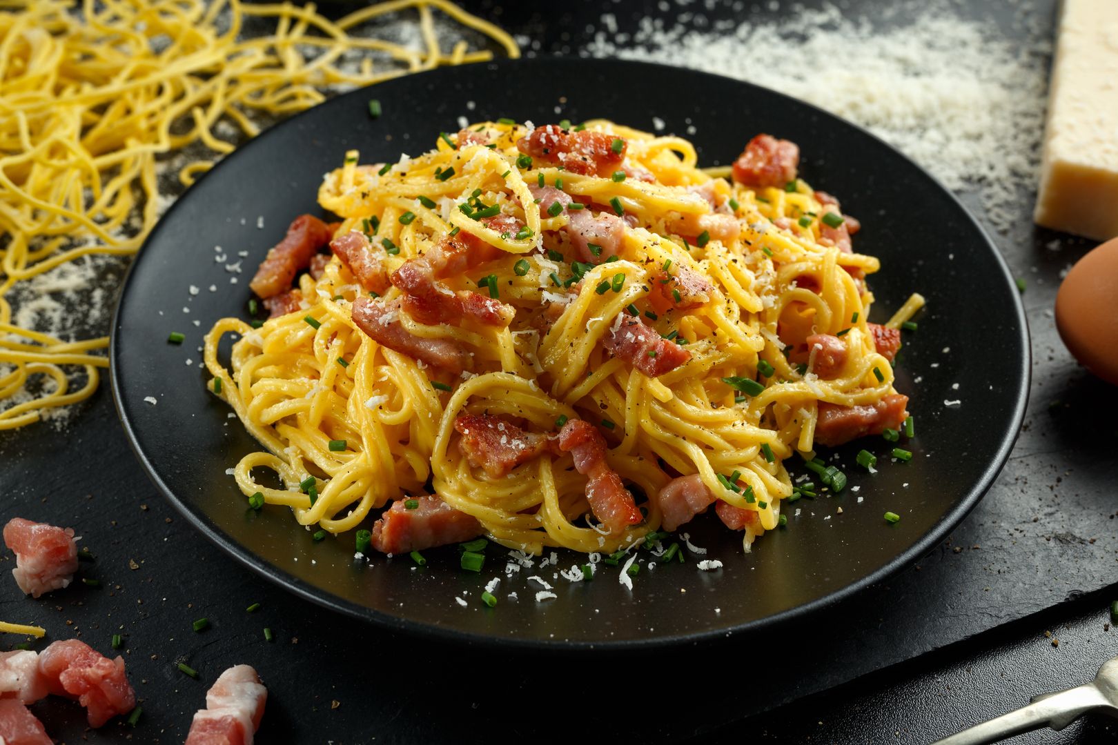 Spaghetti carbonara. Pierwszy przepis pochodzi z Ameryki - WP Kuchnia